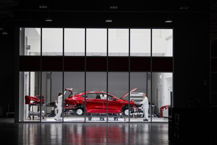Детали создания Acura TLX PMC Edition 2019 года  (фото 11 из 41)